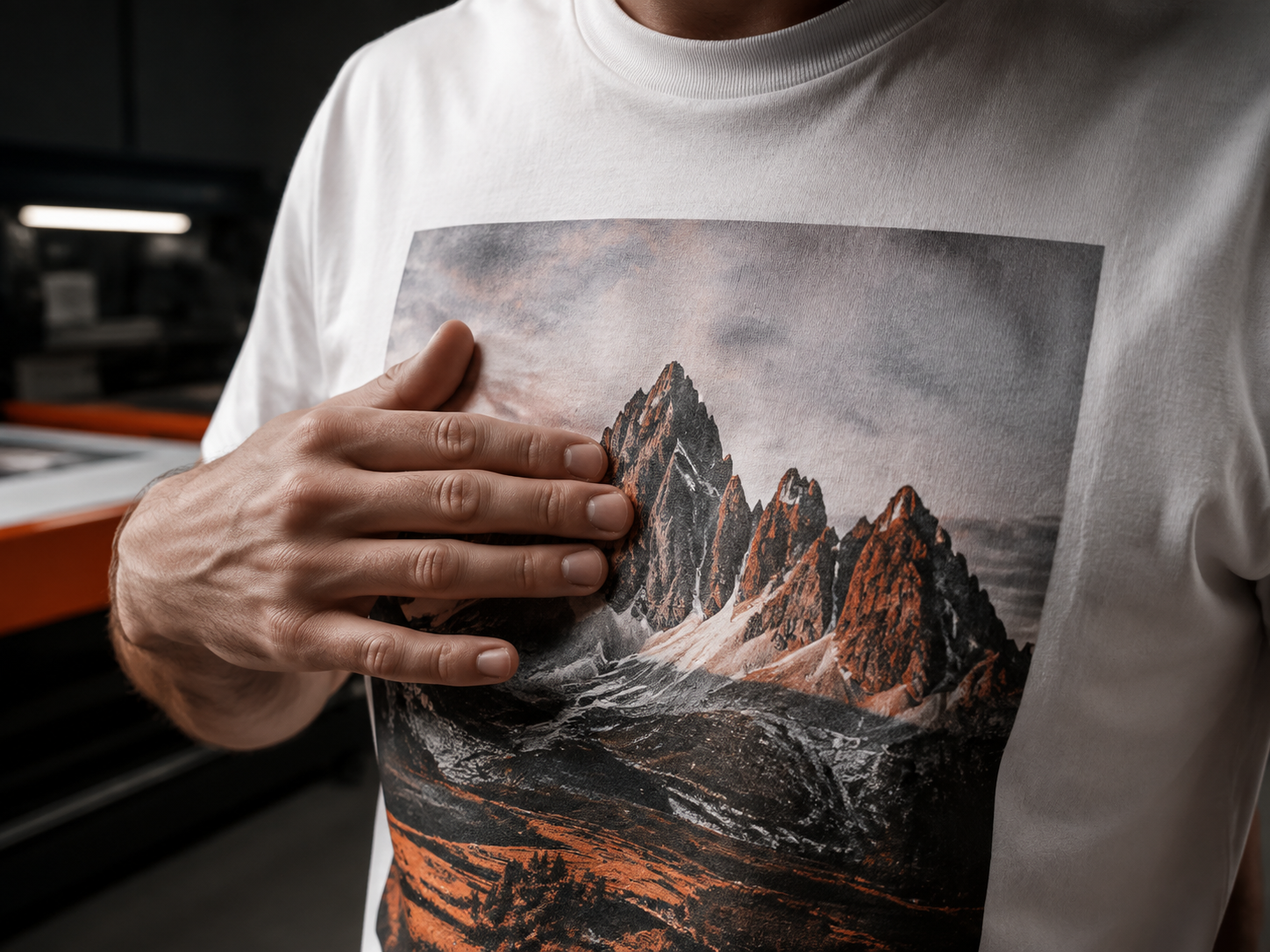 Impresión DTG fotográfica integrada en una camiseta blanca